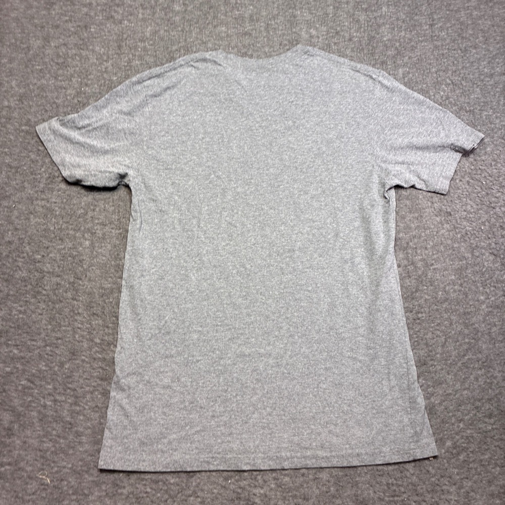 Patagonia T-Shirt Mens Medium Gray Casual Graphic Short Sleeve Hiking Climbing - Picture 6 of 10